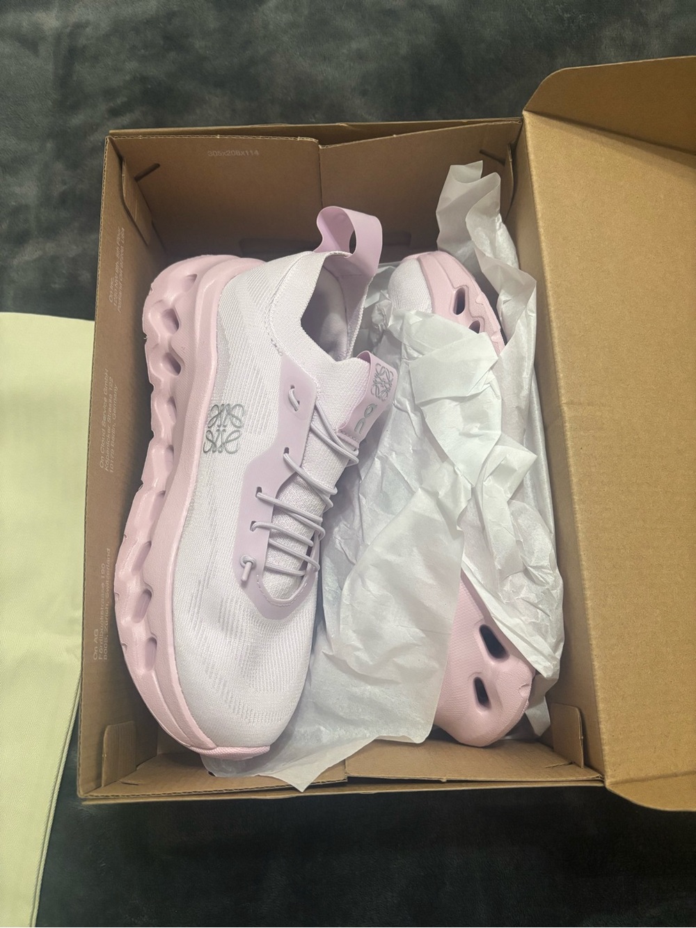 Loewe x On Cloud Tilt Pink Athletic Lace-Up Runner